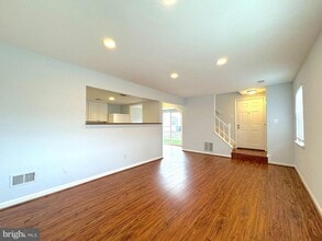 9671 Hagel Cir in Lorton, VA - Building Photo - Building Photo