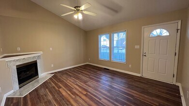 212 Walnut Creek Dr in Clayton, NC - Building Photo - Building Photo