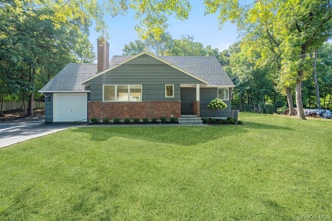 property at 12 Oriole Way