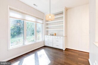 645 Oakland Hills Dr in Arnold, MD - Building Photo - Building Photo