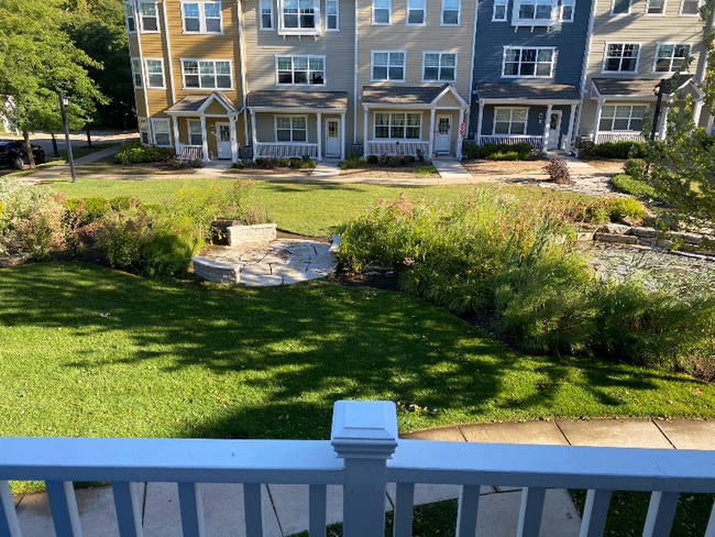 18 Lakeview Pl in Lake Zurich, IL - Building Photo - Building Photo