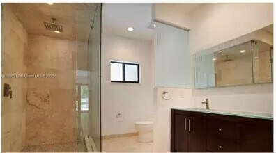 8800 SW 112th St in Miami, FL - Building Photo - Building Photo