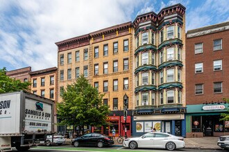 112 Washington St in Hoboken, NJ - Building Photo - Building Photo