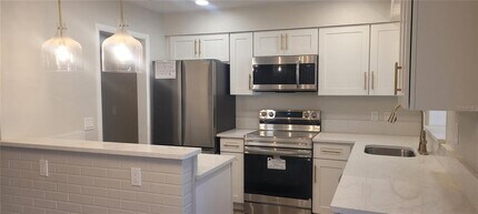 10095 Nassau Ct in Seminole, FL - Building Photo - Building Photo