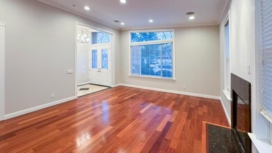 827 Richardson Ct in Palo Alto, CA - Building Photo - Building Photo