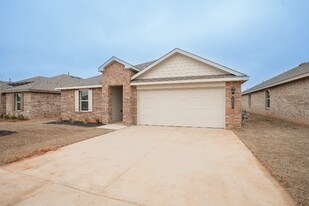 2912 Firefly Dr in Oklahoma City, OK - Building Photo