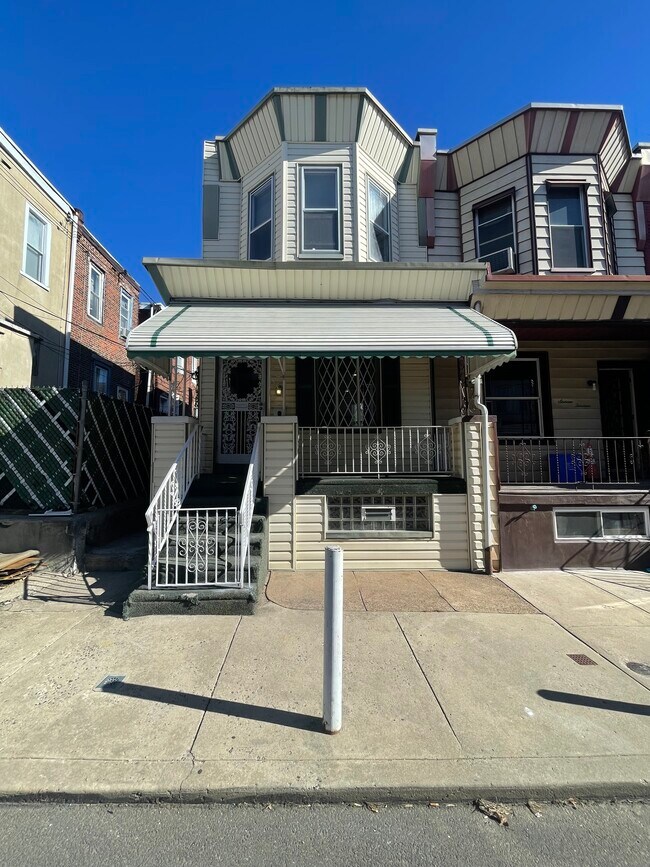 1611 S Yewdall St in Philadelphia, PA - Building Photo - Building Photo