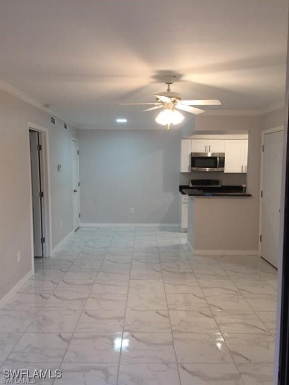 2937 Winkler Ave in Ft. Myers, FL - Foto de edificio - Building Photo