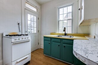 275 Lelia St in Pittsburgh, PA - Foto de edificio - Building Photo