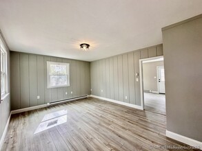 50 Island Beach Rd in Lebanon, CT - Building Photo - Building Photo