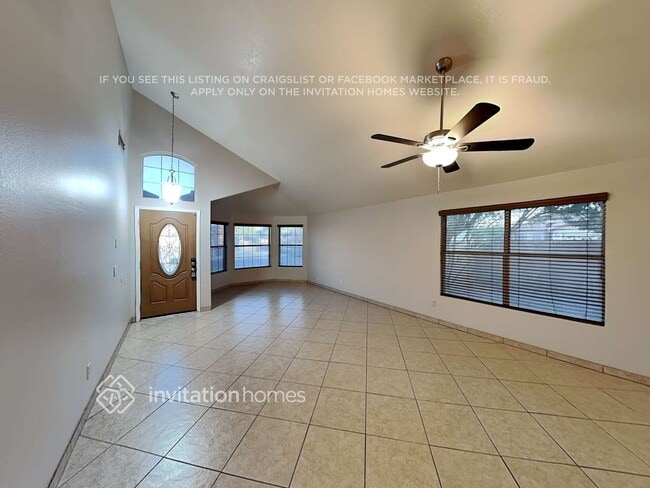 2404 N 125th Dr in Avondale, AZ - Foto de edificio - Building Photo