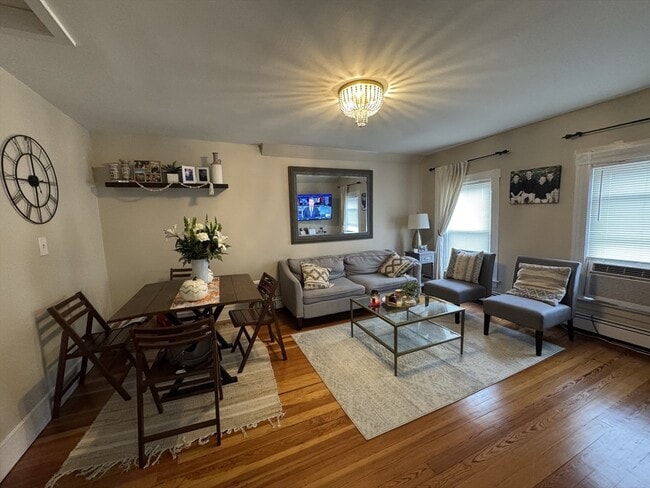 251 Washington St in Westwood, MA - Building Photo - Building Photo