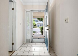 1184 Partridge Ln in Charlottesville, VA - Foto de edificio - Building Photo