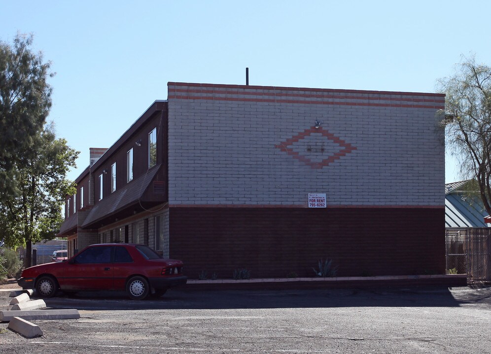 2540 N Balboa Ave in Tucson, AZ - Foto de edificio
