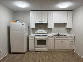 3960 Bradford Ct in Winston-Salem, NC - Building Photo - Building Photo