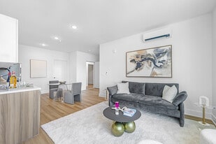 30-32 McAdoo Ave in Jersey City, NJ - Building Photo