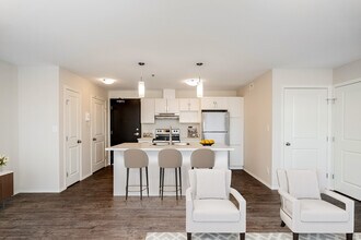 Park Place in Winnipeg, MB - Foto de edificio - Building Photo