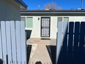 3604 Bryn Mawr Dr NE in Albuquerque, NM - Building Photo - Building Photo