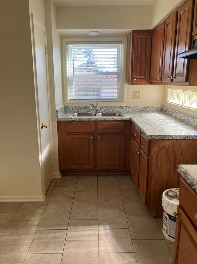 7003 W Herbert Ave in Milwaukee, WI - Building Photo - Building Photo