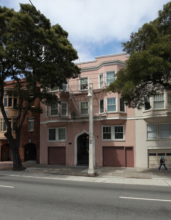 3015 Van Ness Ave in San Francisco, CA - Building Photo