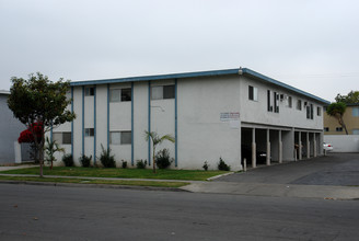 Buena Grove in Garden Grove, CA - Foto de edificio - Building Photo