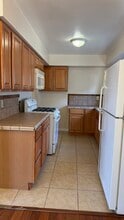 255 Larkin St, Unit No. 3 in Monterey, CA - Foto de edificio - Building Photo