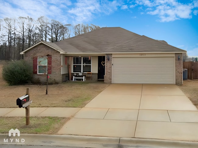 12513 Solandra Cir