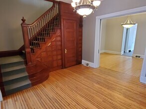 2054 N Cambridge Ave in Milwaukee, WI - Building Photo - Building Photo