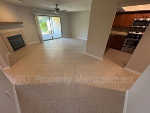 239 Cranes Lake Dr in Palm Valley, FL - Building Photo - Building Photo