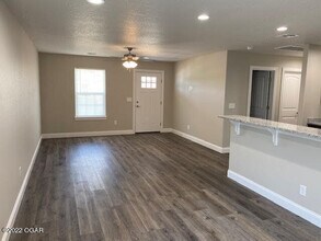 2327 S Harlem Ave in Joplin, MO - Building Photo - Building Photo