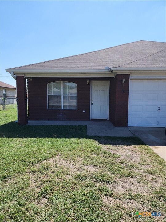 3208 Raven Dr in Killeen, TX - Foto de edificio