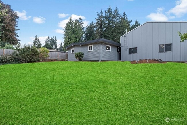 18912 46th Ave S in Seatac, WA - Building Photo - Building Photo