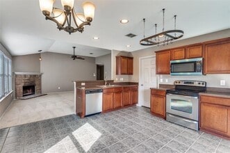 1313 Oak Hollow Ln in Anna, TX - Building Photo - Building Photo