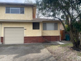 534-536 Joaquin Dr in Sonoma, CA - Building Photo