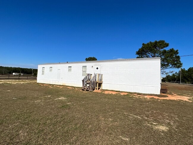 property at 4825 Douglas Dr