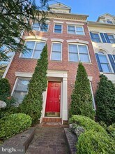 1632 Colonial Hills Dr in McLean, VA - Building Photo - Building Photo