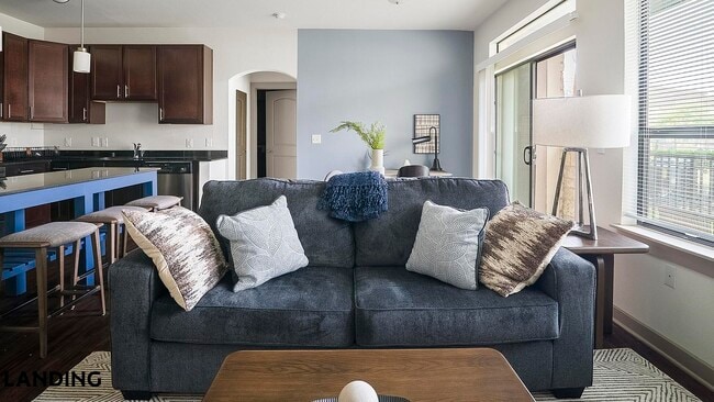 24530 Gosling Rd, Unit 213 in Spring, TX - Foto de edificio - Building Photo