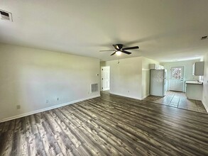 709 Bagwell Ct-Unit -709 B Bagwell Ct in Murray, KY - Building Photo - Building Photo