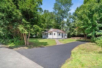 5 Pine Trail in Avon, CT - Building Photo - Building Photo