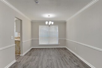 10011 Storm Meadow Dr in Houston, TX - Building Photo - Building Photo