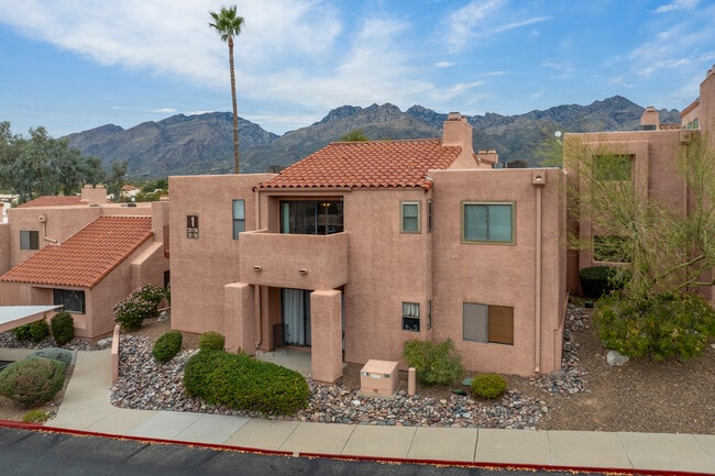 Ventana Vista Condominium in Tucson, AZ - Building Photo - Building Photo