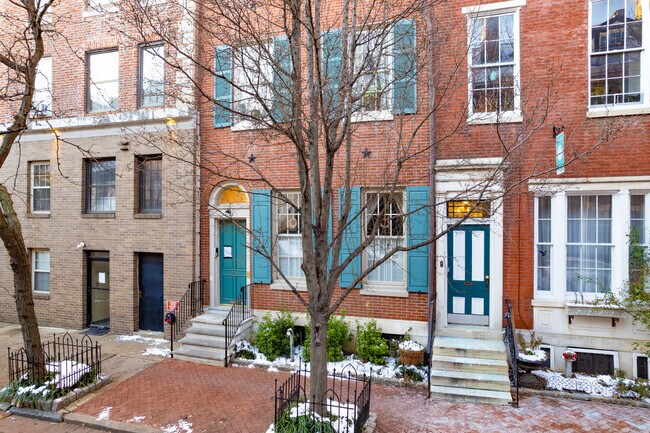 929 Clinton St in Philadelphia, PA - Foto de edificio - Building Photo