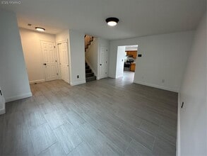 256 Quassaick Ave in New Windsor, NY - Building Photo - Building Photo