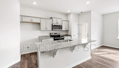 753 Embark Cir in Greer, SC - Building Photo - Building Photo