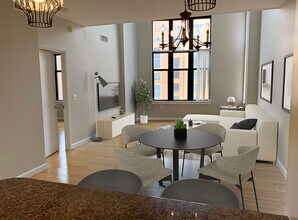 400 Massachusetts Ave NW, Unit 913 in Washington, DC - Building Photo - Building Photo