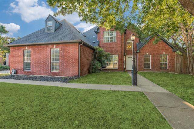 1108 Heather Cir in Cedar Hill, TX - Building Photo