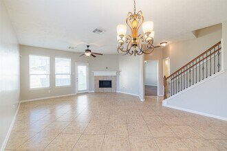 8322 Encinitas Cove Dr in Tomball, TX - Building Photo - Building Photo