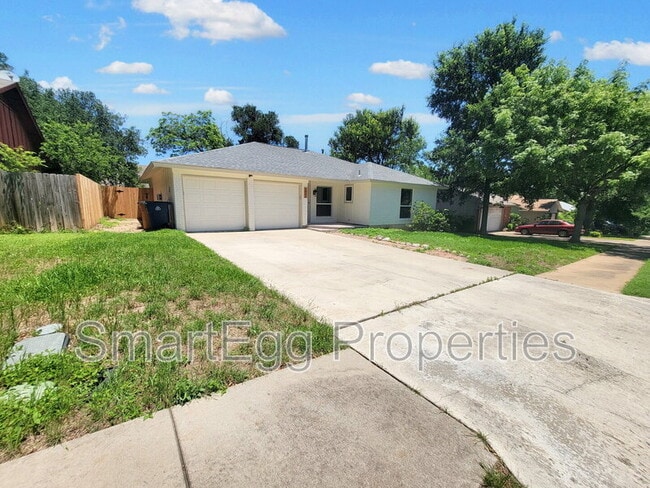 4802 Gray Fox Dr in Austin, TX - Building Photo - Building Photo