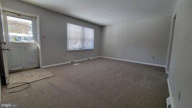 216 Brookside Terrace in Hagerstown, MD - Building Photo - Building Photo