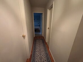 304 Regency Park Dr in Agawam, MA - Building Photo - Building Photo